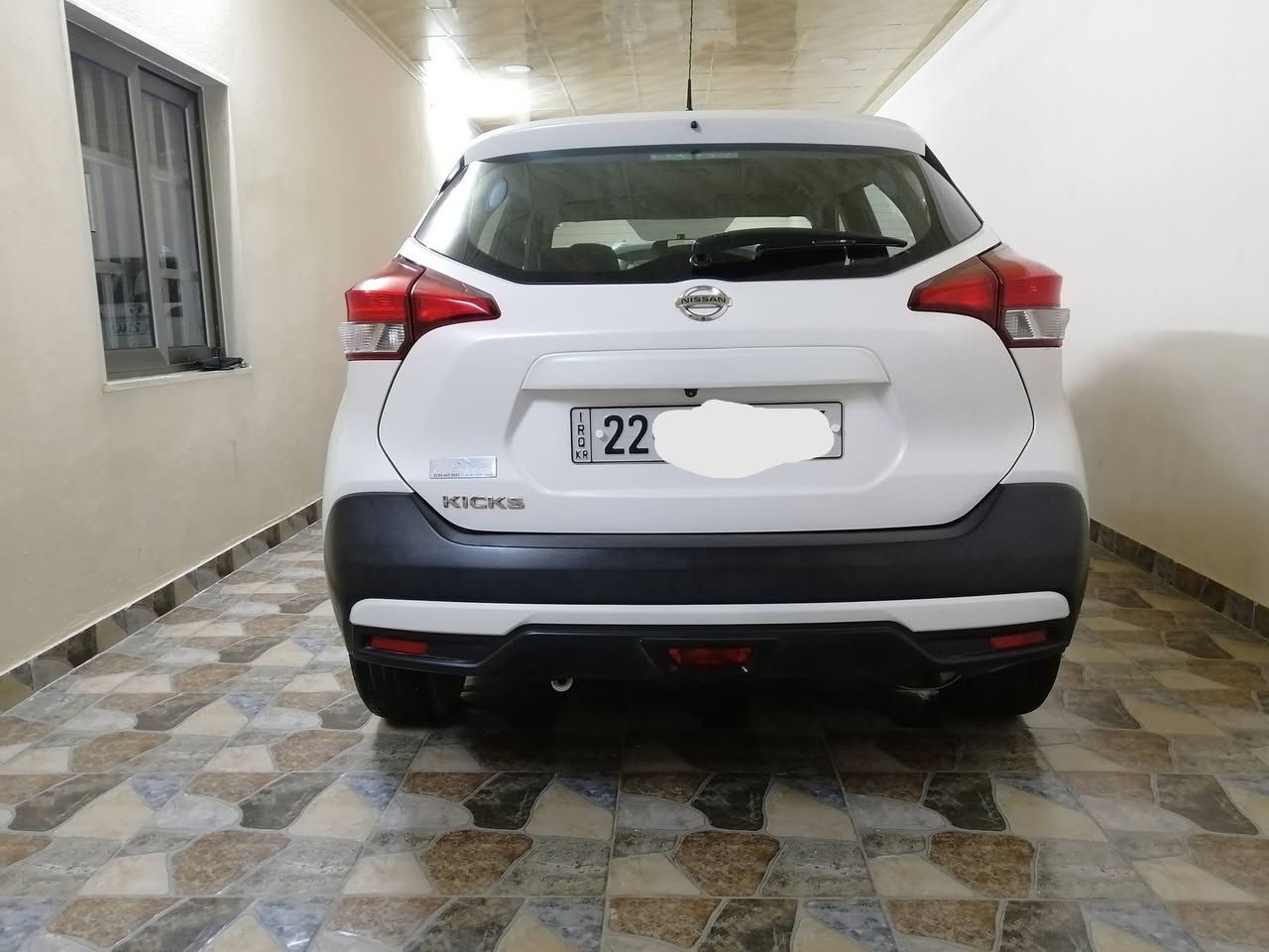 السلام عليكم. نيسان كيكس خليجي موديل ٢٠١٨ ماشية ١٤٠٠٠٠ شركة عبدالكريم شيخاني. مكفولة كفالة عامة من الضرب والصبغ والتعديل والكير والمحرك. السعر١٣٣$ مكاني كركوك. ***********
