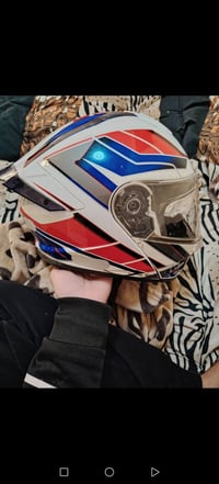 خوذة • فك قلاب • حلة حي الامام