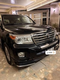 لاندكروز فطيم 2012 بدون صبغ مواصفات معروفه كشن كهرباء 3 دكم و8ايرباك و...