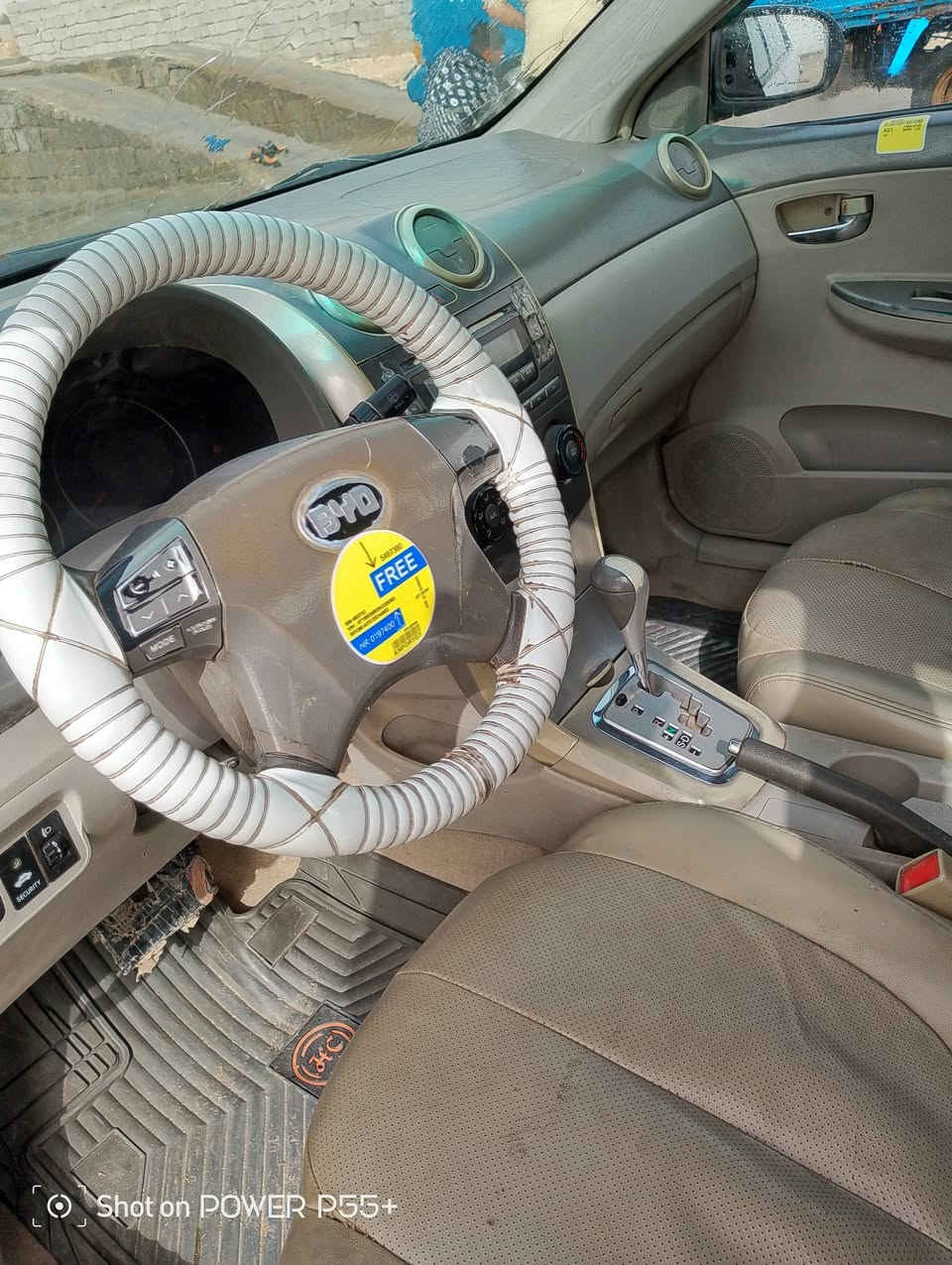 موديل 2013
كير اوتماتيك CVT
كير ومكينه خير من الله  
فول 1/1
بصمه 
فتحه طكتين 
كشنات جلد
حساسات خلفيه
اشاير بل مري
نظام الترحيب 
تحكم في لايت اوتو
تحكم رفع و تنزيل اللايت
تحكم ستيرن 
رقم ديالى
السيارة بسمي

مكان السياره فلوجه
السعر47و بيه مجال 
***********
***********
