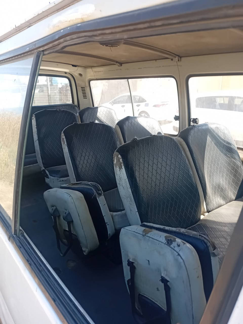 سلم عليكم فتون مديل ٧ سيره مصفره من كلشي سنويه ٣١ مكينه ونجي كير بلادي سيره جهزه وسعر ٤٥ وبيهة مجال مكني بغداد رقم ***********
