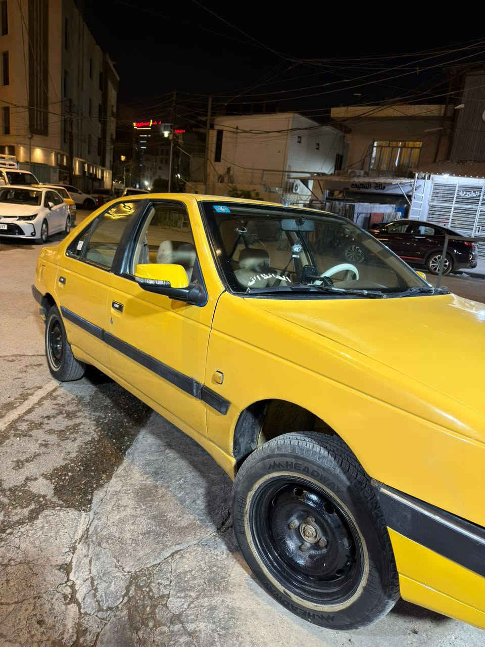 بيجو ٤٠٥
مديل ٢٠١٠
تبريد ثلج 
مكينة وكير كفاله 
حداديا ٨٠ بل ميا 
بدون حادث بس شوف العين  

مكانها بغداد الحريه  

رقم وهزا كله جديد  تحويل ثاني يوم 

تخم تاير جديد السيارا جاهزه علا اخر حبا كبل للشارع 

السعر ٣٣ وبيها مجال  

***********
