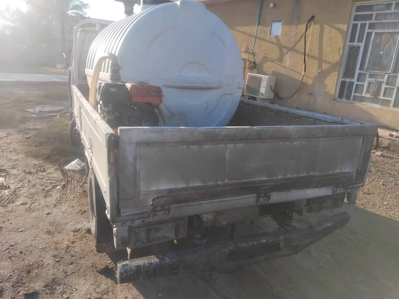 سلام وعليكم بدي داينه بتره البيع الرضيه جسر جنل ومقلف حديد مو خشب  واضافه مثل ما شوف بل صوره عنوان بقداد جرف نداف  وه معروف قياسه بتره 160 ب 310 اعتقد شاصي 70 تلفون  ***********
