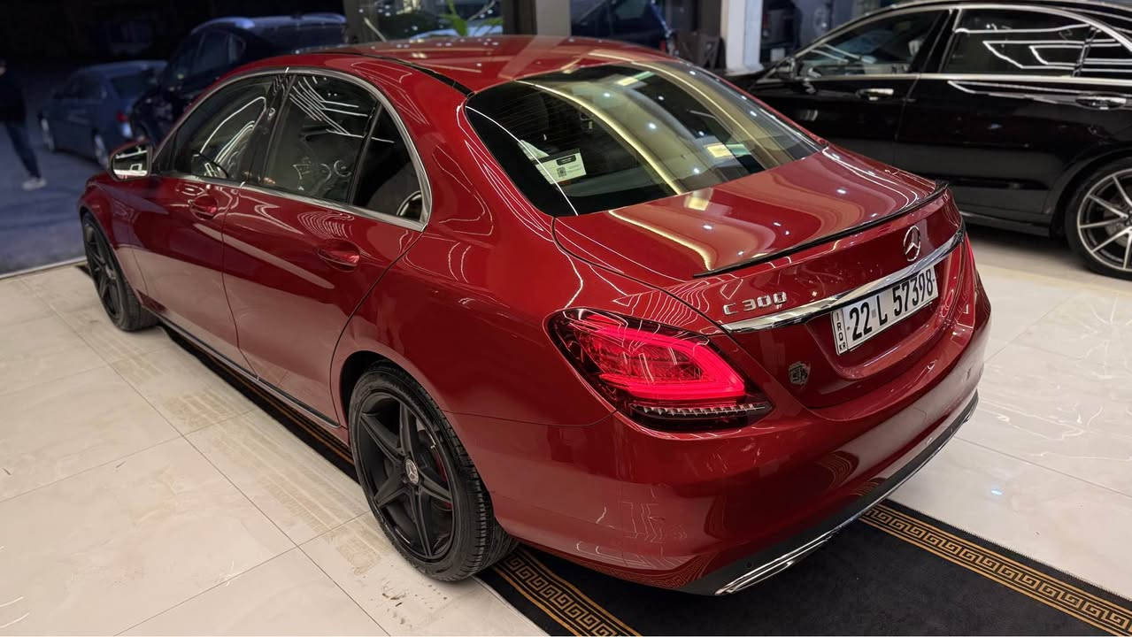 Mercedes C300 2019 Clean Title 
وارد الماني.  عدد مسافا 55.  فول موصفات. 
شاشا كبير دبل ماوس. 
فقط مكان واحد pdr  لي اي ستفسار انتصل ع رقم *********** أربيل, العراق
