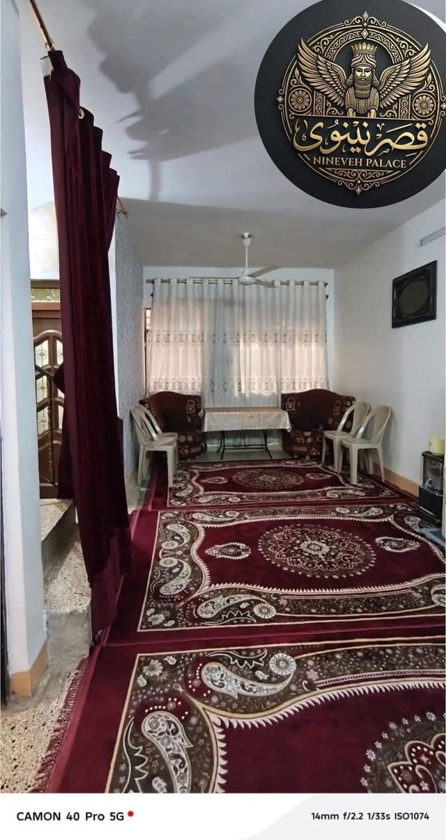 السلام عليكم ورحمة الله وبركاته
#عروضات_مكتب_قصر_نينوى 

✨🏡 – دار للبيع حي الميثاق + شقة معزولة🏡✨

📍 الموقع: قرب فلافل بدر 

السعر مناسب 

📐 مساحة  دار: 247 متر

📏 واجهة : 12 متر

🔹 مواصفات الدار:

غرفتين  نوم غرفه 

مطبخ حار وبارد 

هول واسع

استقبال راقٍ

خدمات متكاملة

🔹 طابق الثاني 

4 غرف نوم غرفه 

خدمات متكاملة

✔️

✔️ يصلح للاستثمار 

💰علق بلكمة تم ويوصلك السعر للاستفسار 

📞 للحجز والاستفسار والمعاينة:

*********** 
***********واتساب 

0776 277 7445
