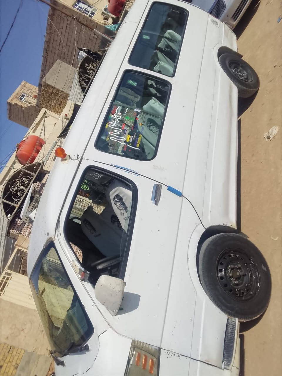 جنبي موديل 14 موصليه جاهز سعر 30 وبي مجال مكينه كير اكسن مكفولات غاز بانزين سياره حلوه  اني مكلف بلنشر شراي يتصل ***********
