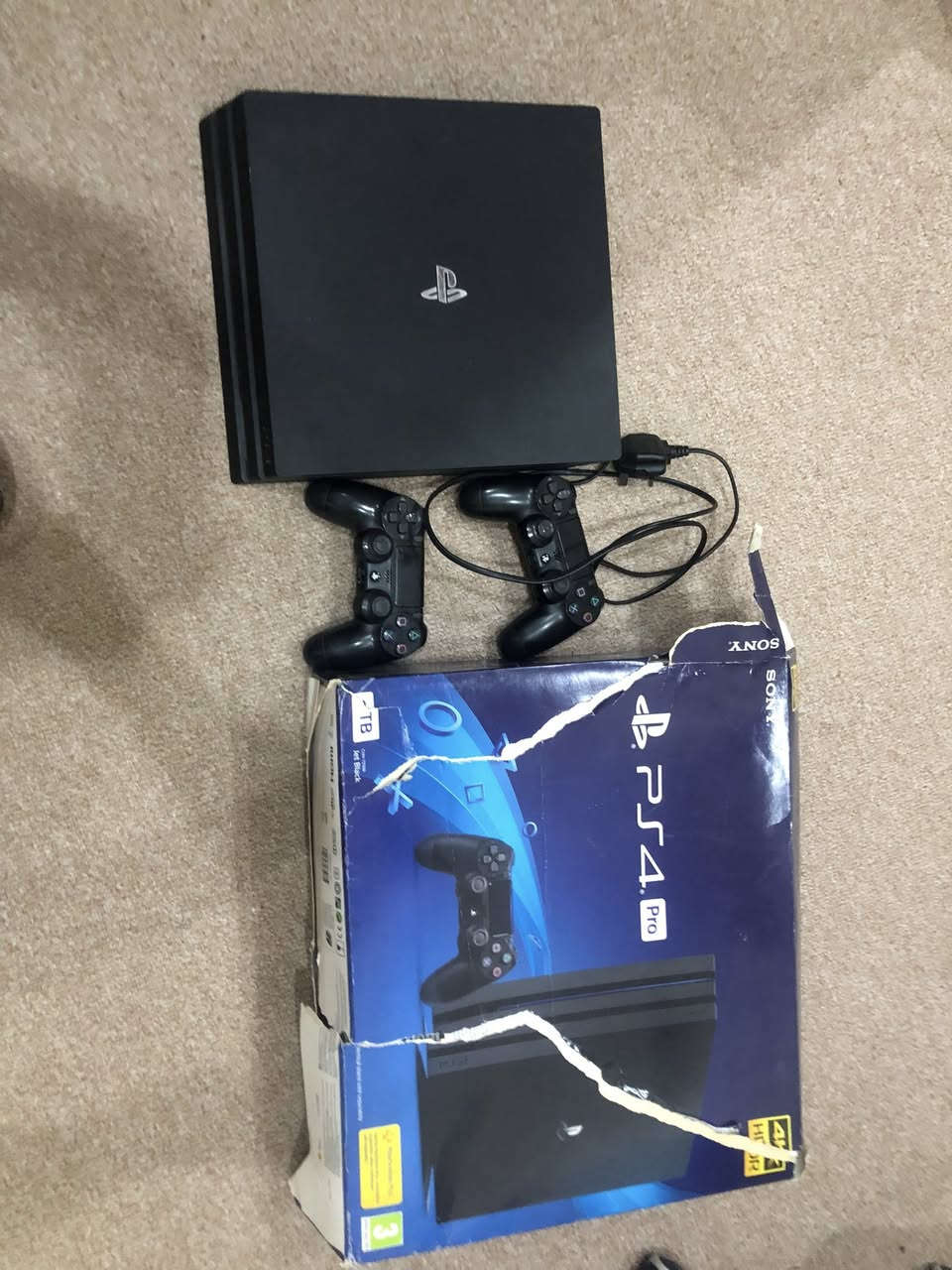 بلي 4 برو
المساحة 1 تيرابايت

وغير مفتوح ولا مهكر 

الملحقات :

2 جويستك اصليات (مو تجاري)

كارتونة الجهاز 

لعبة ماينكرافت قرص !! + بيس2020 !!

الجهاز نظافة 100‎%‎ استخدامه قليل

رقم الهاتف : ***********
