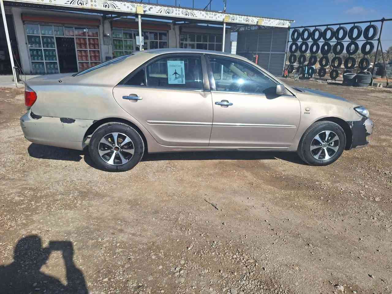 لبيع كامري خليجي موديل ٢٠٠٦ مكينه لفين وربعميه لسعر ٨٥ وبيهه مجال مكان لسياره  الخالديه *********** مكلف بل نشر
