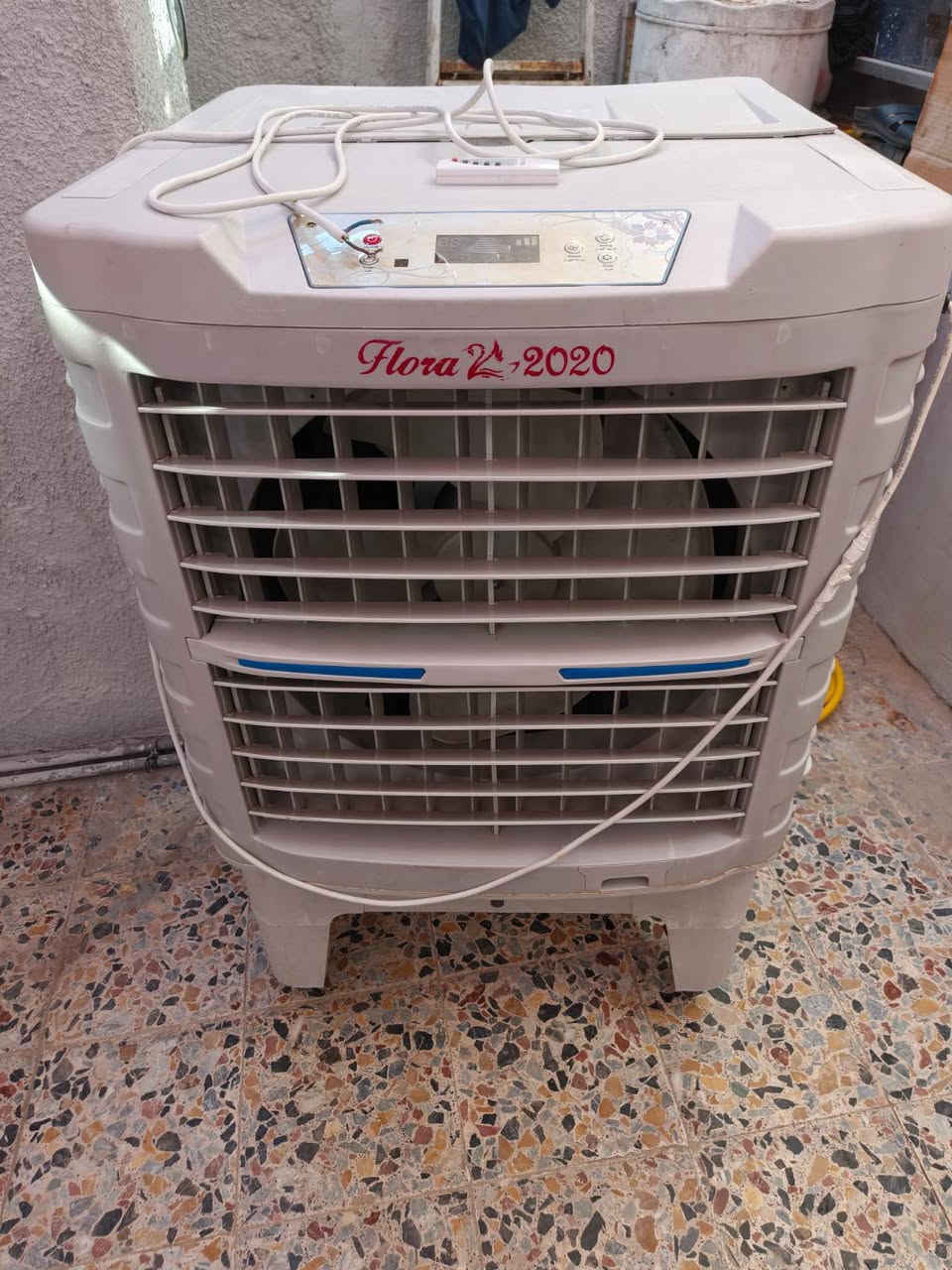 كنفيره جديده لبيع مكاني حريه/***********
