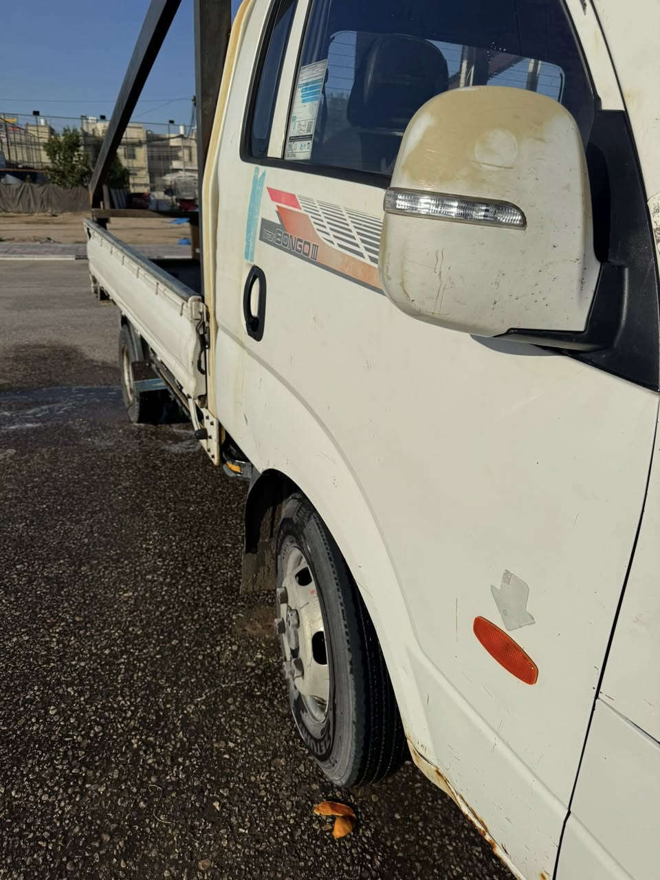 سلام عليكم كيا فحل بيع او مراوس بسياره صغيره مسكرمجول 6كيربارد بل  الجاملغ من جهة السائق حداده جديده تخم تاير دوشمه جديد تبريد ثلج رقم قادسيه بسمي ***********
***********
السعر135وبيه مجال
