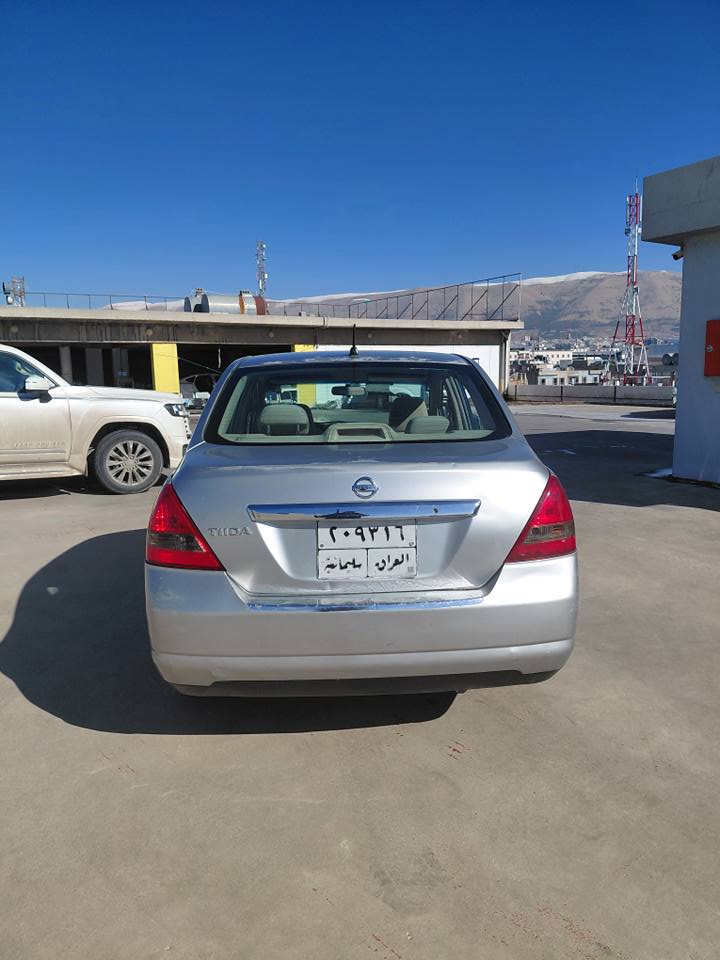 تیدای ٢٠٠٨ 
مەکینە ١٦ مەرغوب
بێ بۆیاخە بەس هەنێ شوخت و کال بونەوەی هەیە
چوار جام کارەباییە 
گێر و مەکینەی بەشەرت 
سەنەوی تا مانگی ٦ ی ٢٠٢٦ تازەیە
سەیارەکە رێک و پێک و جایزە
پێشی تازە داگیراوە و تایەکانی
نرخی ٩٥ وەرەقە و کەمێک مامەلە
 تازەن 
ناونیشان: سلێمانی
***********
*********** شربازهير, السليمانية
