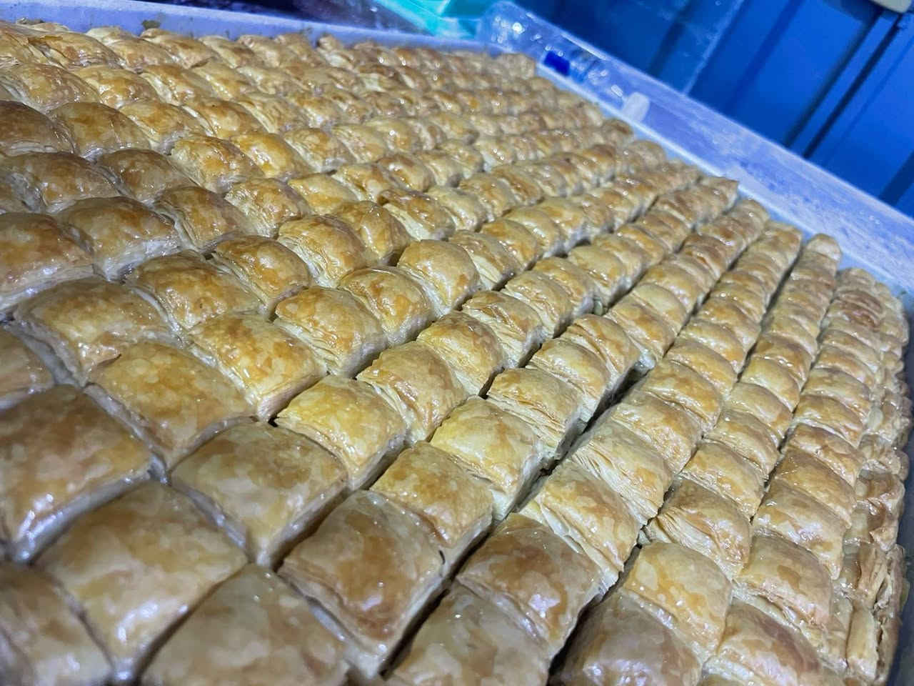 شيف حلويات من الموصل ابحث عن عمل او شريك في بغداد


**إذا كنت صاحب هذا الإعلان وتريد حذفه لأي سبب، رجاءا أرسل رسالة إلى الدعم الفني**