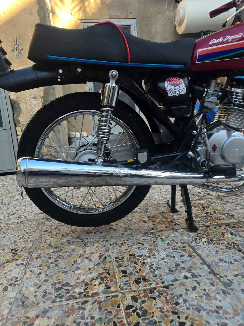 دراجه ايراني للبيع مكينه سي جي دراجه صار له سبوعين من تعمرت مكفوله عام ومكفوله من البوكه الشراي يراسلني ***********
