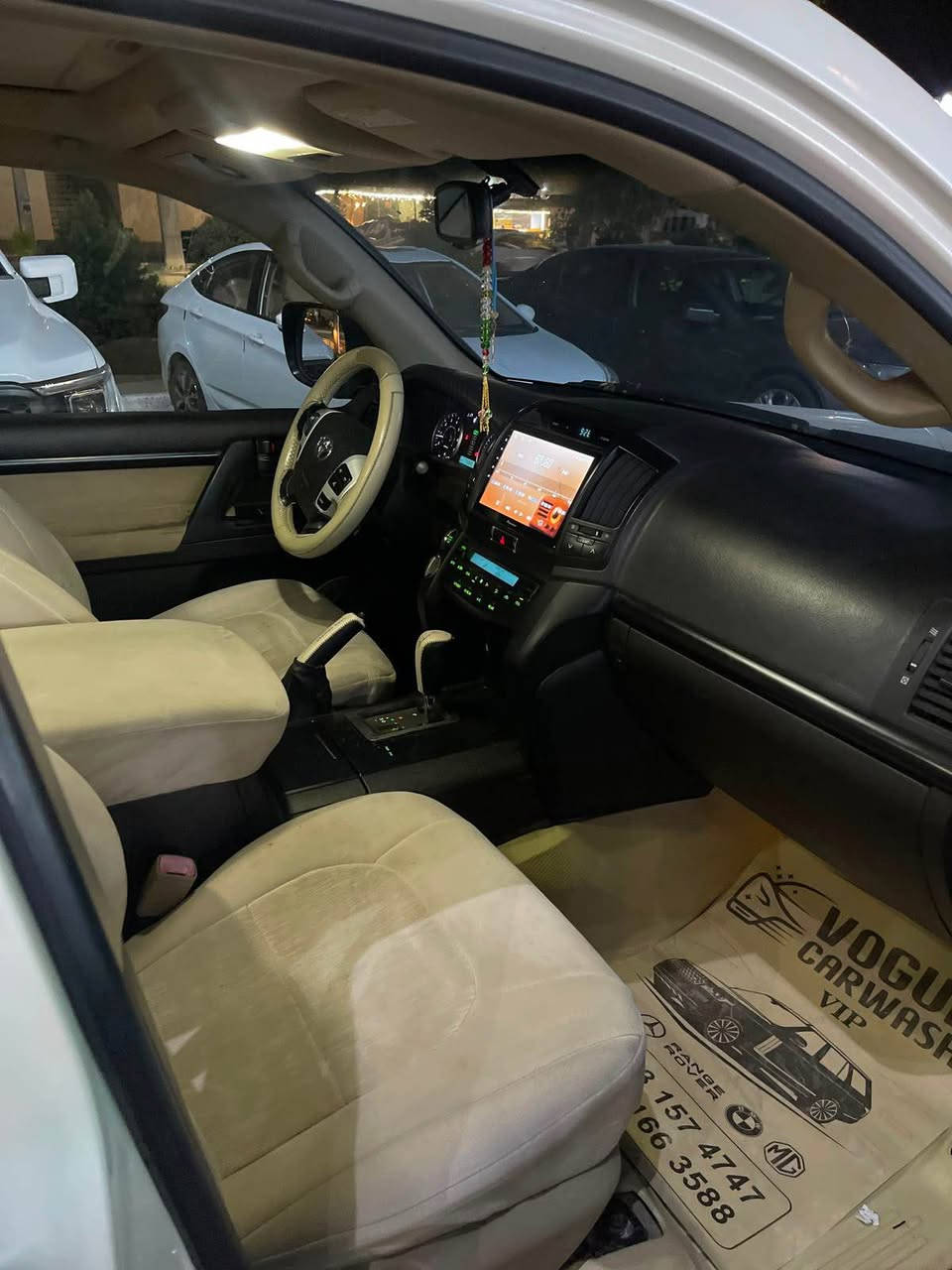 وەنەوشەى GXR2010 فوله V8 4.7 سەيارەكه پاك و جوان و تازه ماوەتەوه ١٧٣ هەزار روشتوه كودى ئاسايشى بوّ كراوه سه ياره كه هى مه عره زنيه هى مالى خوّمه حيزام بوياخه له سهر ساقى بيّجكَه سەقف كَيّر ومه كينه به شەرت ٤ تايەى تازەى له زيّره بيّ مه سرەفه مالى دوّسته سعرى 183 كَەلّا و مه جاليّكى
كەمى تيدايه سە یارەکە هی دوبەیەو کراوە بەفول عادی رەقەم تەلەفون *********** السليمانية, العراق
