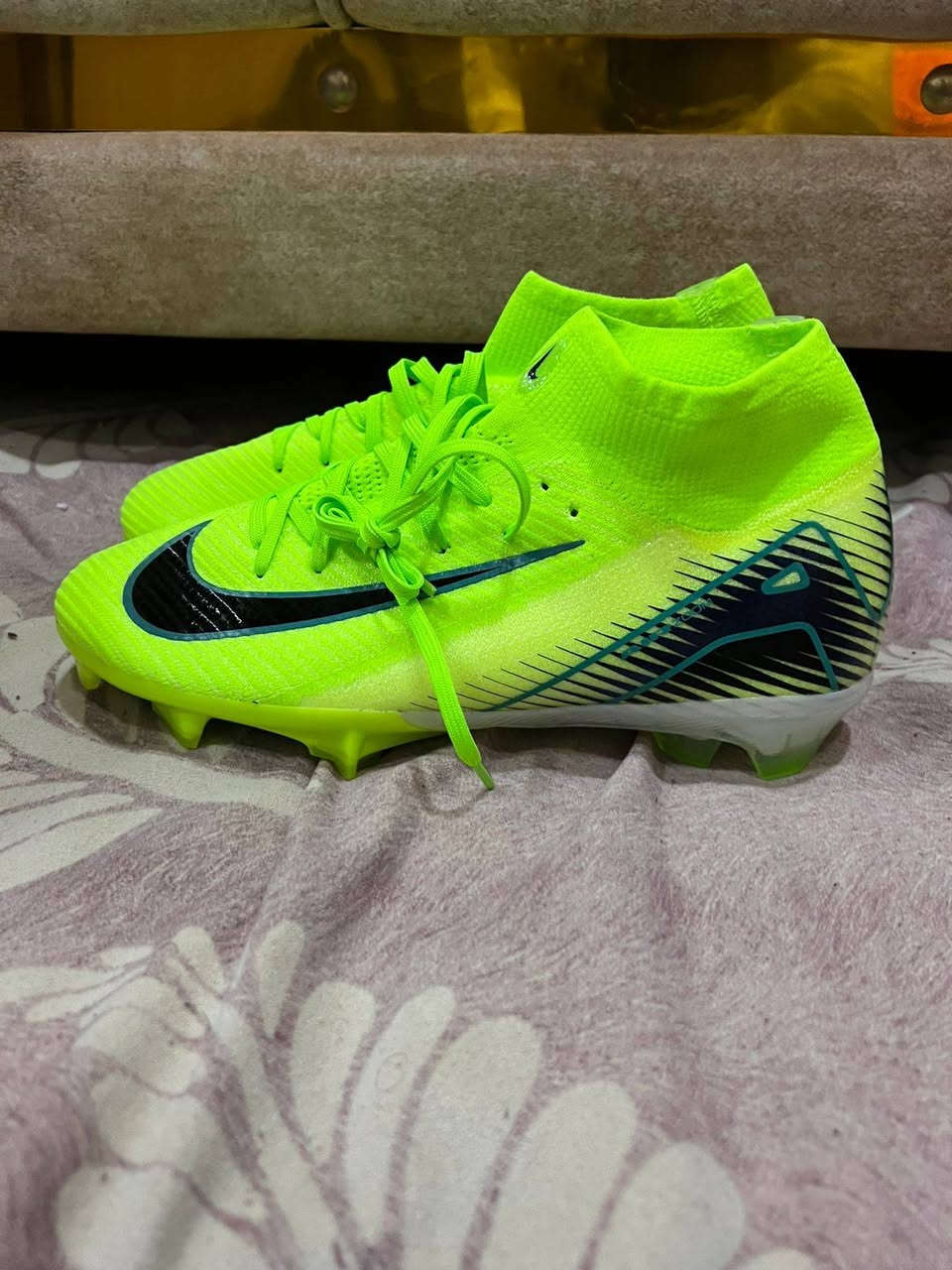 قياس 41...40 الف توصيل مجاني


**إذا كنت صاحب هذا الإعلان وتريد حذفه لأي سبب، رجاءا أرسل رسالة إلى الدعم الفني**