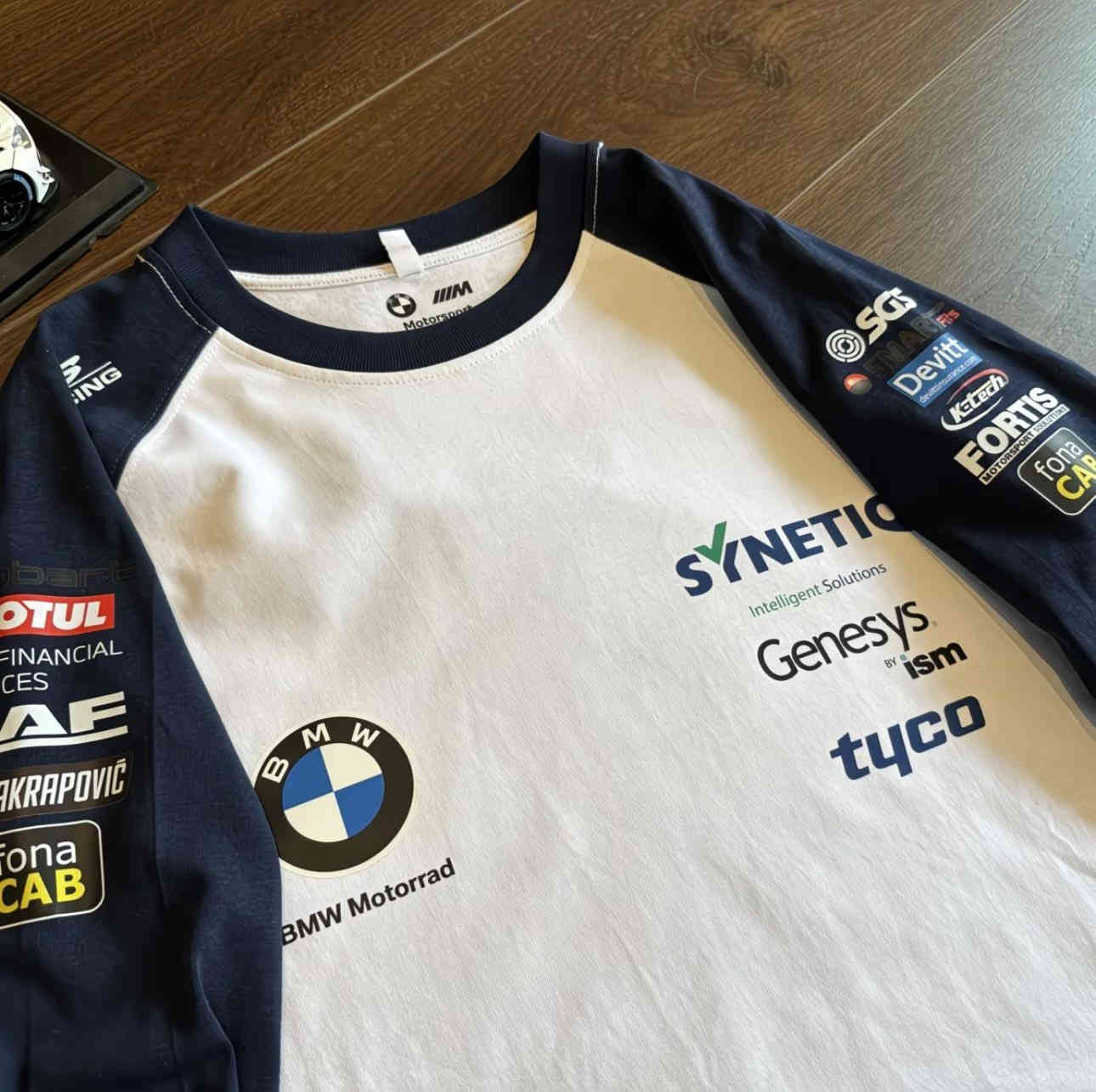 سلام عليكم كماليات بي ام وكاله 
يتوفر توصيل آستفسار (***********)
