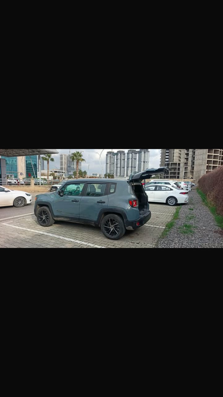 جيب كومباس موديل ٢٠١٧  6 قطع صبغ بدون داخل بجم خلف كبس كير محرك بشرط  سعر ٩٨ مجال اتصل وتدلل *********** أربيل, العراق
