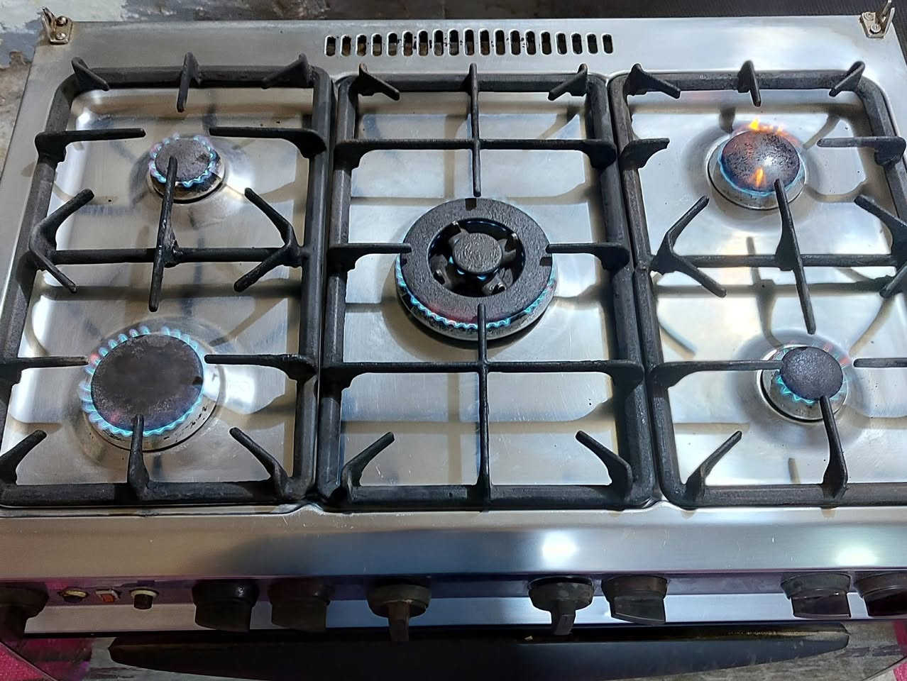 طباخ كريازي للبيع   150
بس آلفرن الفوك مايشتغل عوزع بس دكمه الجامه إلى بضهر موجوده  العنوان الحله الطهمازيه


**إذا كنت صاحب هذا الإعلان وتريد حذفه لأي سبب، رجاءا أرسل رسالة إلى الدعم الفني**