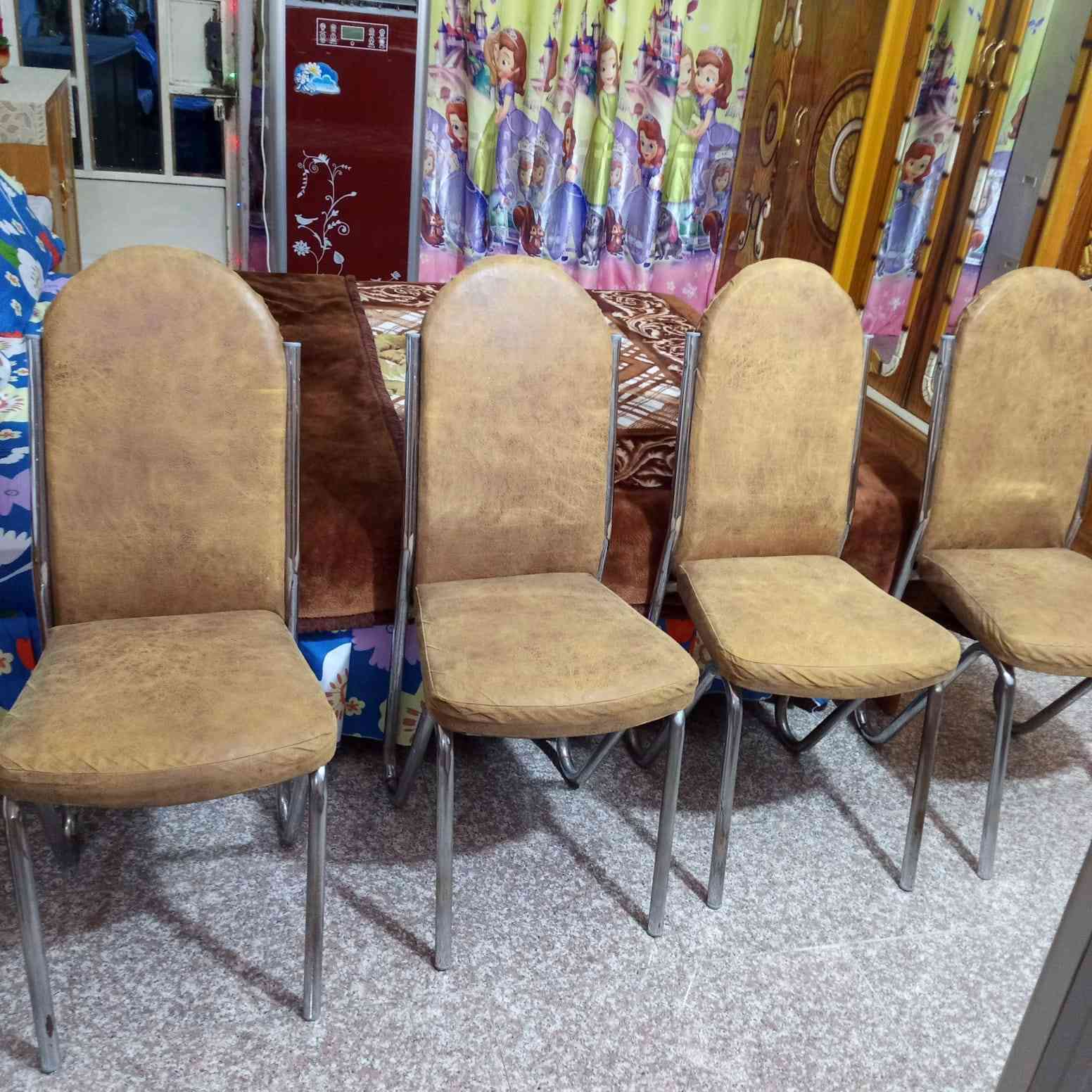 من رخصه الادمن ميز طعام وكراسي ٤ نضيفات جدا


**إذا كنت صاحب هذا الإعلان وتريد حذفه لأي سبب، رجاءا أرسل رسالة إلى الدعم الفني**