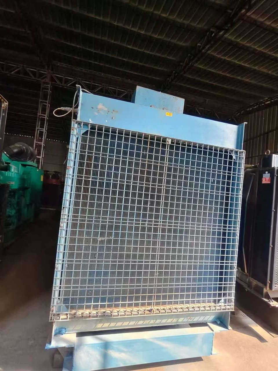 MTU 12V2000, 800kVA, lasts only 16 hours 🔥, 12-cylinder high-power, if you like it, please contact me ☺️


**إذا كنت صاحب هذا الإعلان وتريد حذفه لأي سبب، رجاءا أرسل رسالة إلى الدعم الفني**