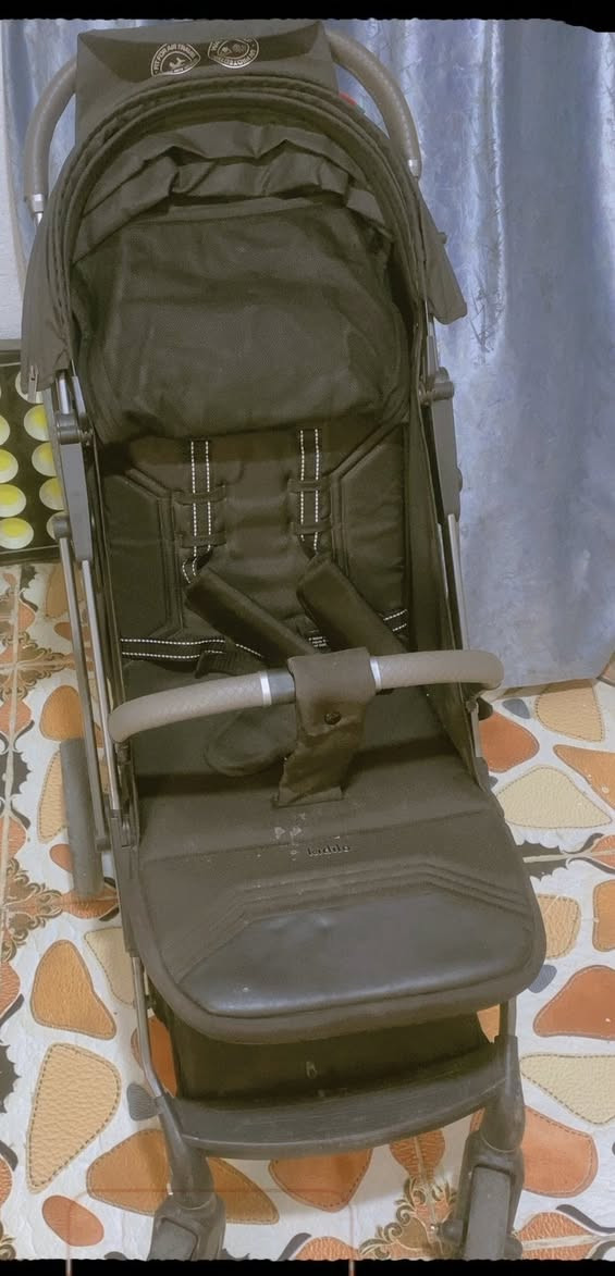 للبيع العربانه استعمال قليل سعر ٩٠ والسياره شغاله مابيها شي ام الريمونت مو سويج بس اكلوب واحد ميشتغل ٩٠ مكان شارع فلسطين


**إذا كنت صاحب هذا الإعلان وتريد حذفه لأي سبب، رجاءا أرسل رسالة إلى الدعم الفني**