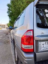 للبيع باجيرو مديل 2006 سياره كفاله من صبغ مكينة كير صدر تخم تاير كله ج...