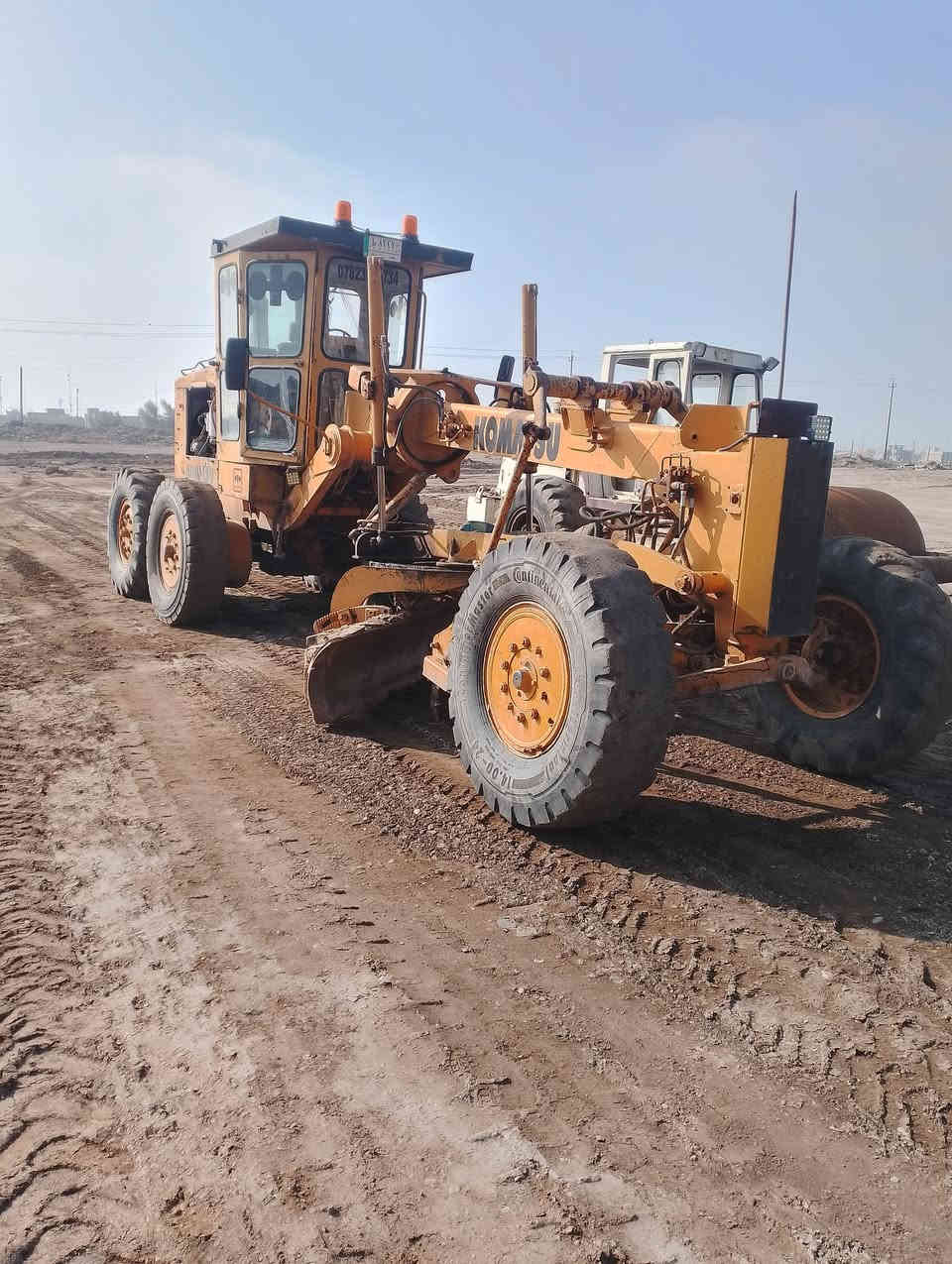 البيع كريدر كوماتسو 605 رقم بغداد الماني سعر 145 وبيها مجال *********** 
***********
