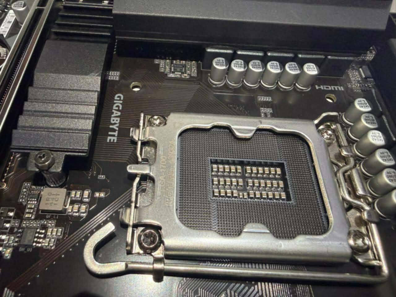 بورد معالج انتل جيل 12 13 14
165


**إذا كنت صاحب هذا الإعلان وتريد حذفه لأي سبب، رجاءا أرسل رسالة إلى الدعم الفني**