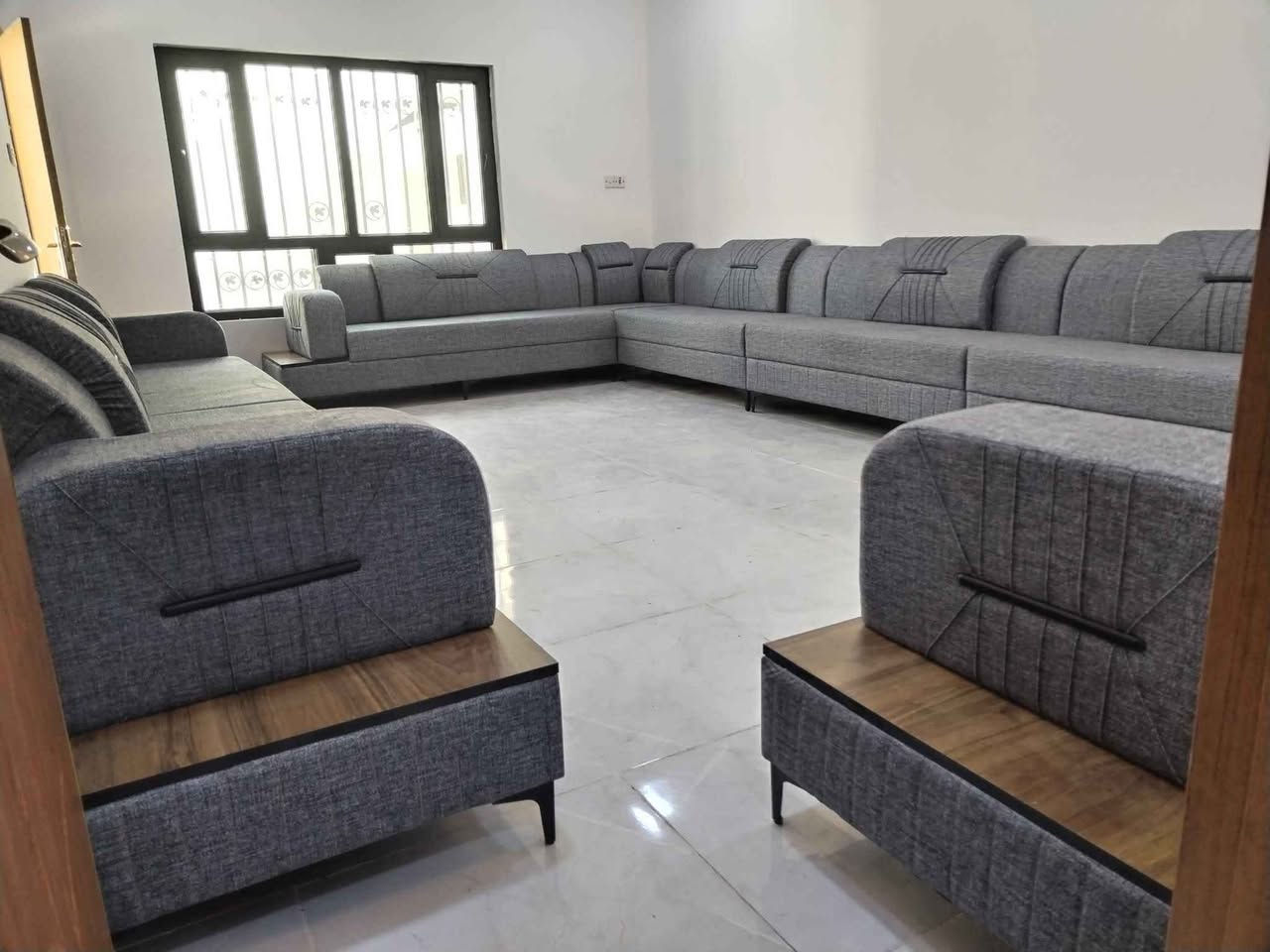 يقدم لكم معمل #الزين  تخفيضات قويه😎🤭باسعار مناسبه وبضمان 7 سنوات حقيقي😍العنوان:/كركوك/ سايدين حي العسكري قرب جامع سداد البرسنجي 

جديدنا موديلات بأيادي عراقية✊🏼🇮🇶💙:
العمل: اسفنج بضمان من الشركة ٧سنوات 
الهيكل الخشبي : بضمان ٧ سنوات
جميع الاقمشة تركية درجة ممتازة
💙.بأسعار تنافسيه جداا 
"كما نعلمكم اننا مستعدون للعمل حسب طلب الزبون يعني الزبون اليجيب  صوره وياه مستعدون للعمل حسب الصورة بالضبط ❤️"💙🥰
للأستفسار اكثر:مراسلة الصفحة وتساب. *********** كركوك, العراق
