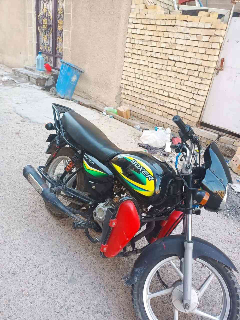 سلام عليكم دراجه بوكسر مديل 20 مكينه ناعمه دراجه سلف كهربائيات بدون اوراق سعر 650 رقم *********** عنوان بغداد الحسنيه الراشديه
