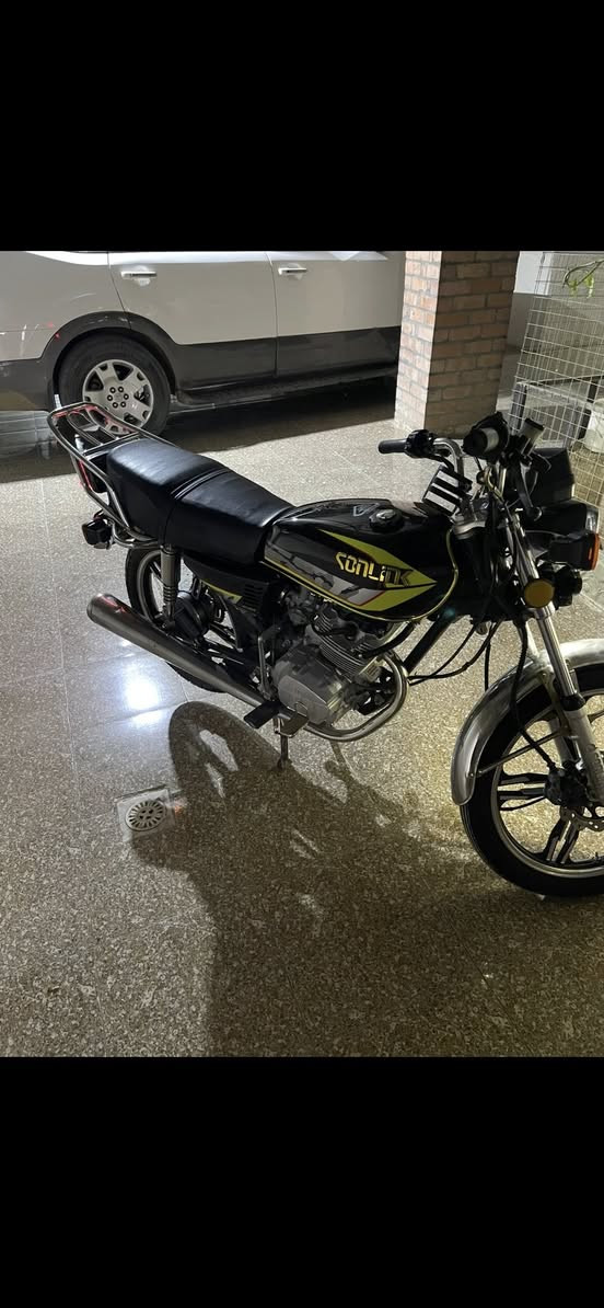 سيفان 21 رايده ب500 وبيه مجال مكاني بعقوبة ***********
