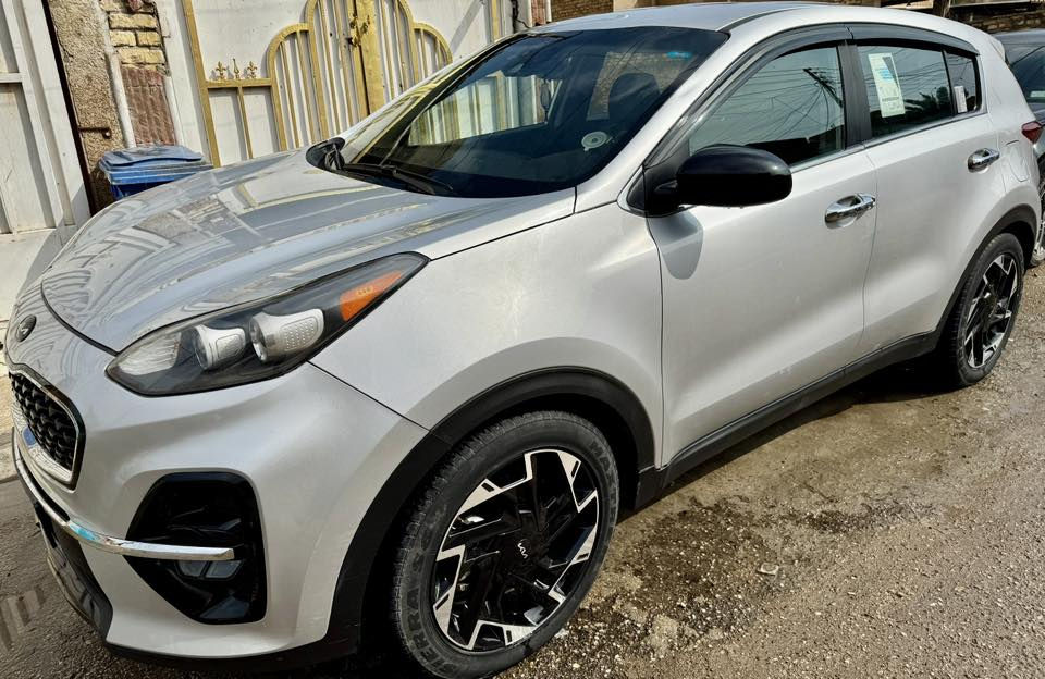 سبورتج 20 امريكي 
170 وبيها مجال 
الضرر موضح بالصورة 
بغداد 
***********
