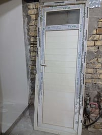 باب مال حمام • عرض ٨٠ • طول ٣٢سم