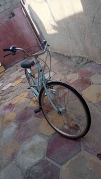 بسيكل ياباني للبيع السعر 55 وبيه مجال البيسكل ما صار هواي من اخذته الر...