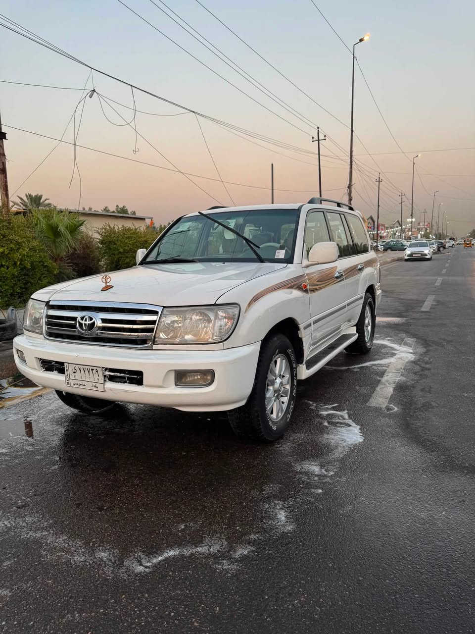 سلام عليكم لاند كروز GXR2001 سياره خير من الله  بيهه قطع صبغ  ابيع احزان بدون حادث 145 وبيهه مجال مكاني بغداد الشعب ***********
