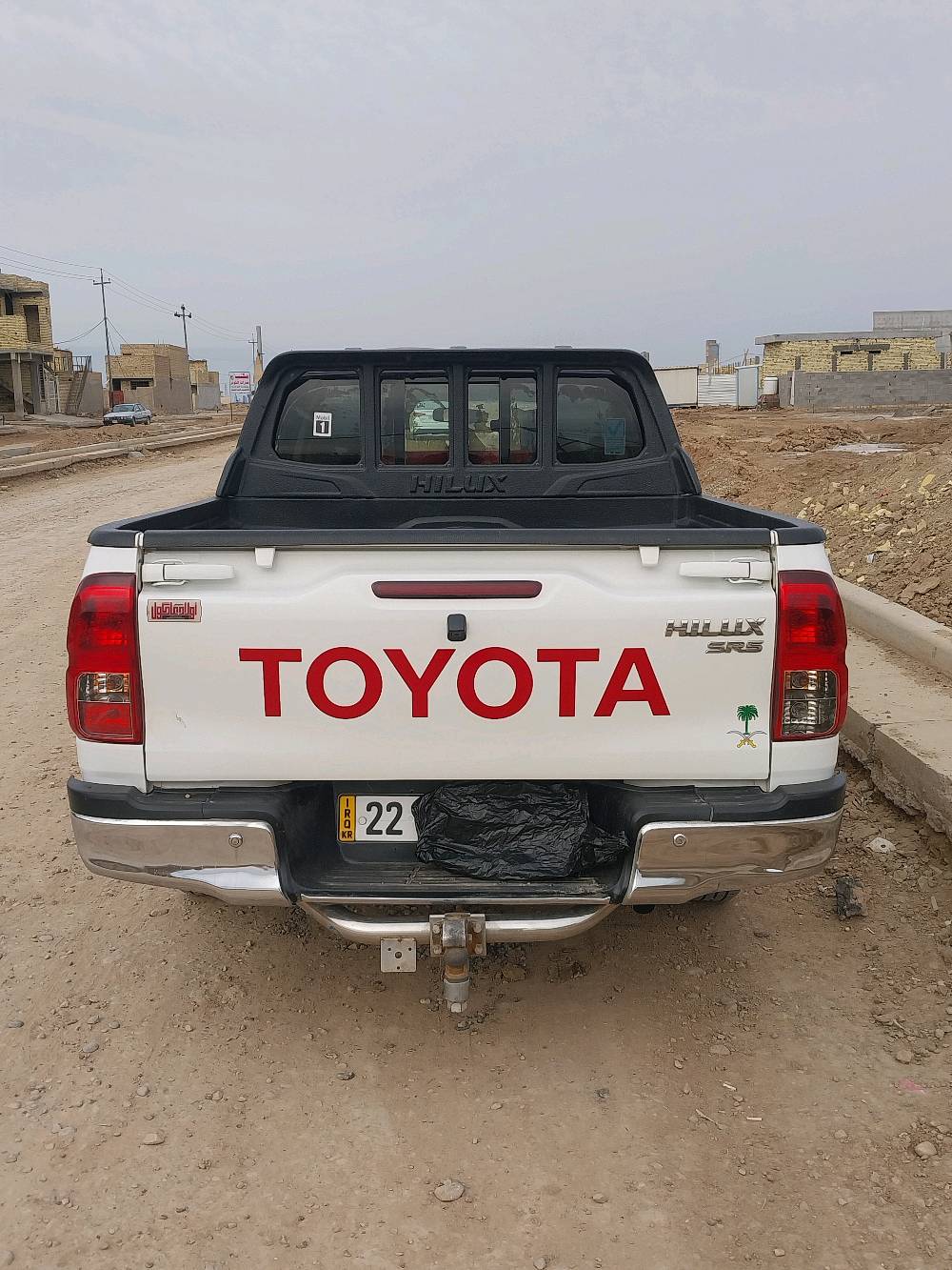 تيوته هايلوكس مديل 2021 ساز بصمه كفاله عامه  فول مكفوله كفاله عامه ما عدا جاملغ من جهة اليمين بيها بارد قليل  ماشيه 106 مواصفات تحكم ستيرن حساسات خلفيه شاشه كامره خلفيه نضام يكو كشنات تبريد تدفئه بلكشن قطعتين تبريد مثبت سرعه مانع نزلاق رقم نكليزي  مكينه مامفتوحه مكينه وكير مكفولات تخم تاير جديد تبريد شغال ثلج سياره جديده وجاهزه مكان سياره ميسان