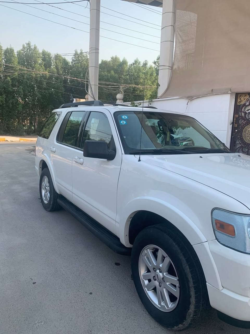 السلام عليكم
سيارة للبيع فورد اكسبلور. /2010 فول مواصفات 

السيارة مكفوله من المحرك والكير  والصبغ

تخم تايرات جديد السيارة 7راكب محرك السيارة 6سلندر السيارة فول مواصفات  

‭0780 436 4304‬

‭
