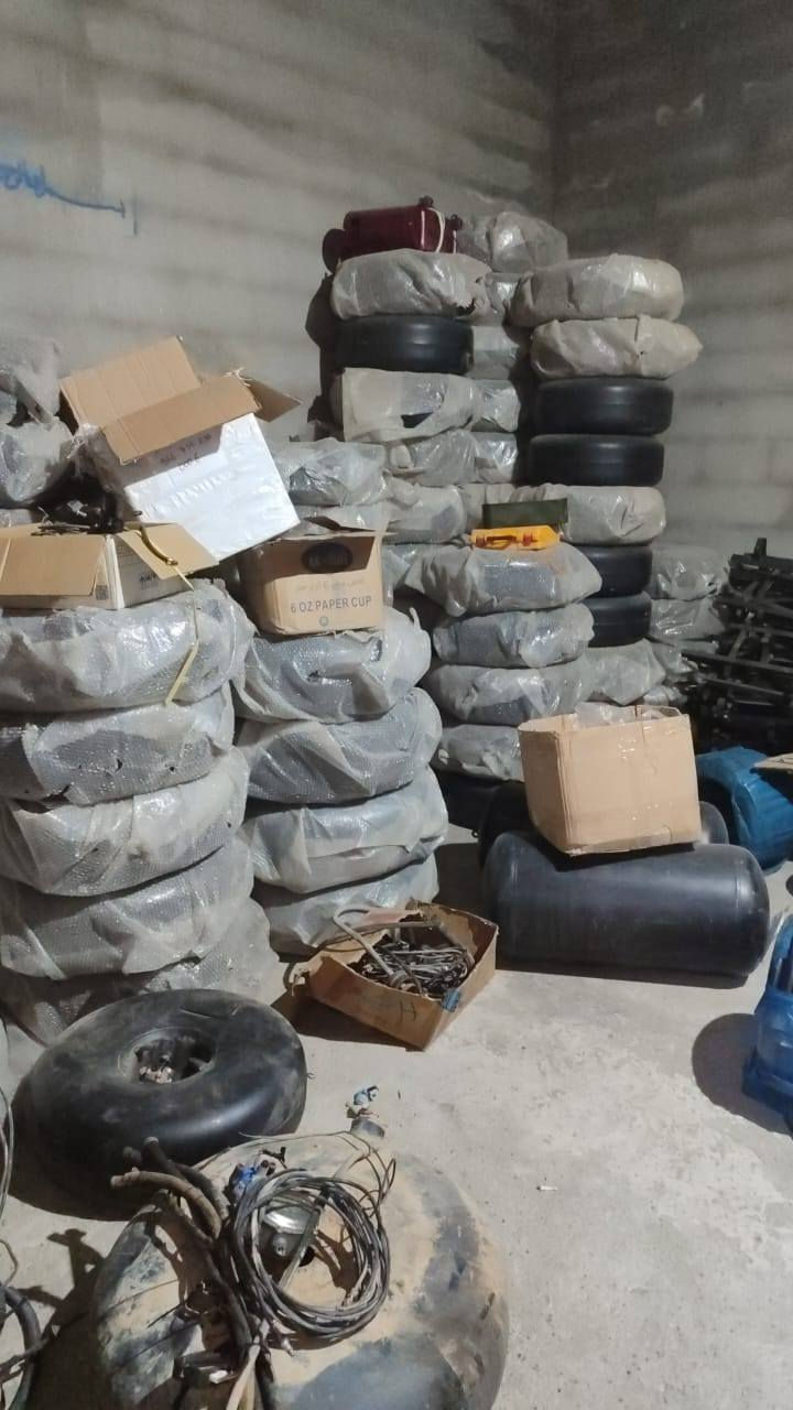 يوجد لدينا اغراض ل منظومة الغاز بكافة الانواع والاشكال
بما يشمل
 4 سلندر
6 سلندر
8 سلندر
ويتوفر جميع قياسات التانكيات
40
60
80
100
150
وب اسعار الجمله والمفرد
العنوان - اربيل
ويوجد توصيل لكافة المحافظات
للتواصل ع الارقام

***********

***********
