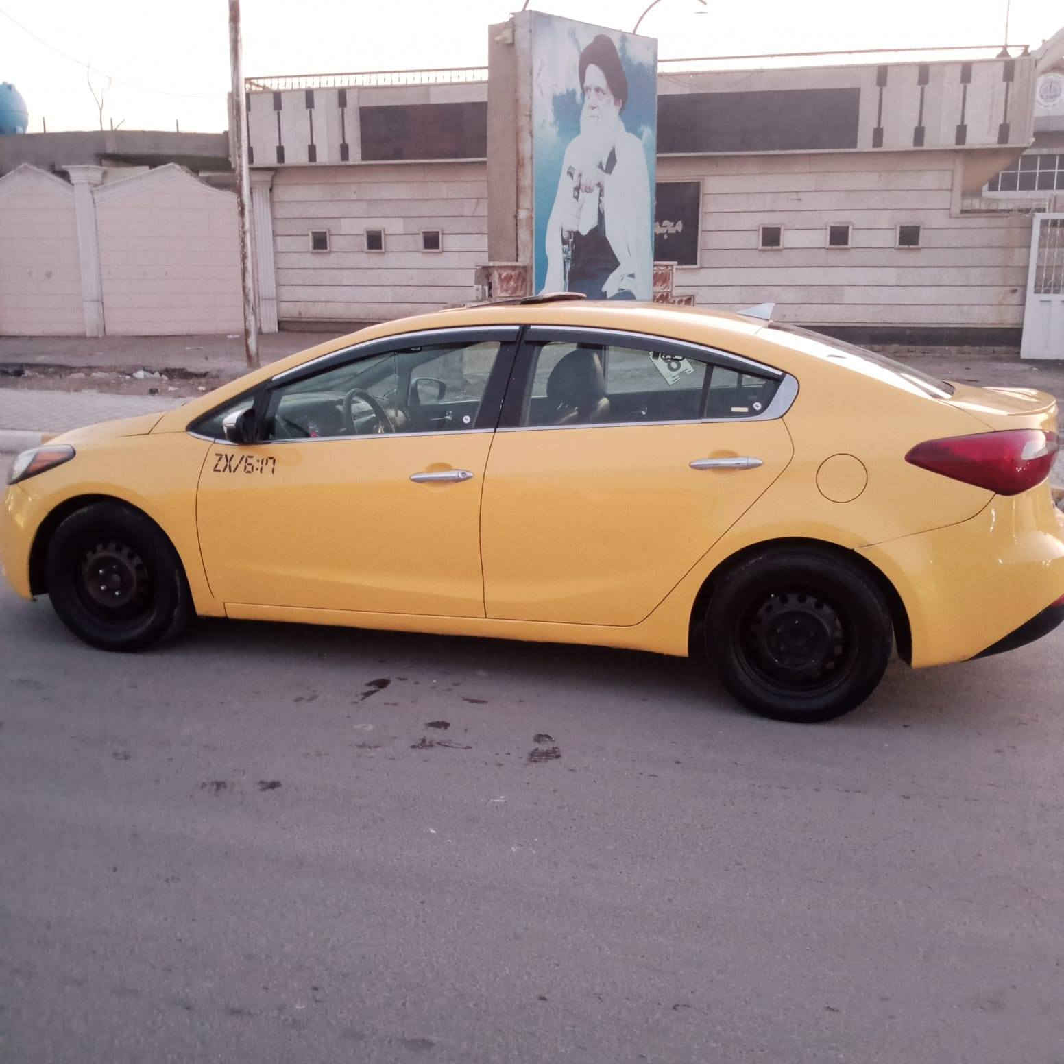 السلام عليكم ورحمه الله كيا فورتي موديل 2015محرك 2000وارد امريكي حادثهه صندوك مكينه تعبانه تبخر العنوان بغداد البلديات السعر 95بيه مجال لشراي يتصل ***********واتساب ***********
