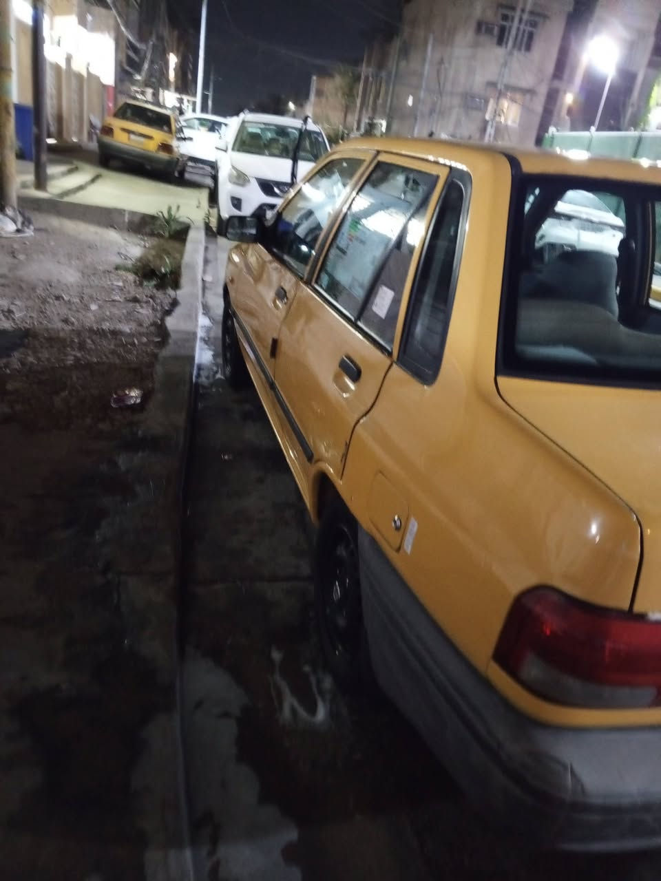 سلام عليكم سايبه موديل 15مكفوله من ضربه وصبغ وتبديل صدره نص عمر المكينه حلوه سياره نضيفه غرفته جديده تجي وتشوف بعينك السعر اتصل عل رقم***********
