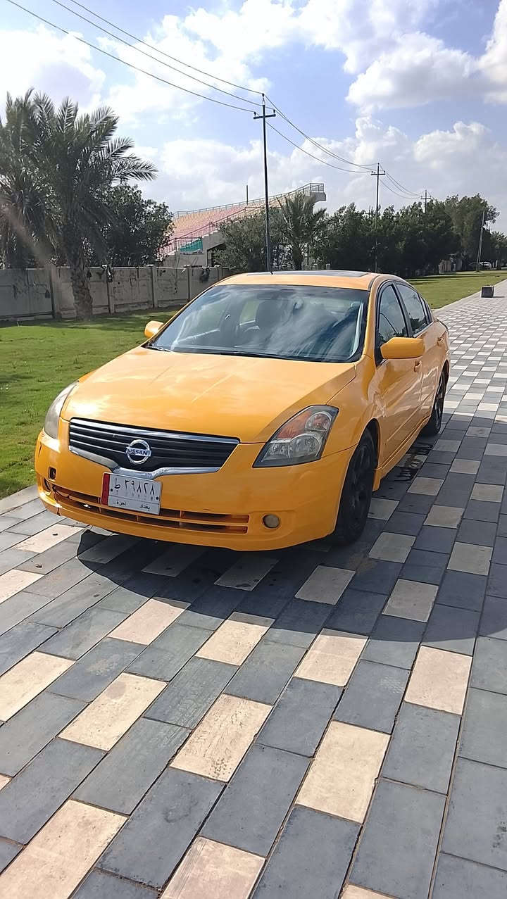 سلام عليكم نيسان ولتيما مديل2007 وارد امريكي حادثها قبق جنطة مكينه 4سلندر منضومه غاز تبريد قطعتين شغال فول مواصفات بصمه فتحه تحكم ستيرن جهتين  جنطة كهرباء كشن كهرباء وهيتر صدر جديد تخم تاير كلة جديد كل نقص مابيهة سعر54 مكان بغداد مصفرة غرامات وهية مصفرة تحويل مباشر
تصال***********
