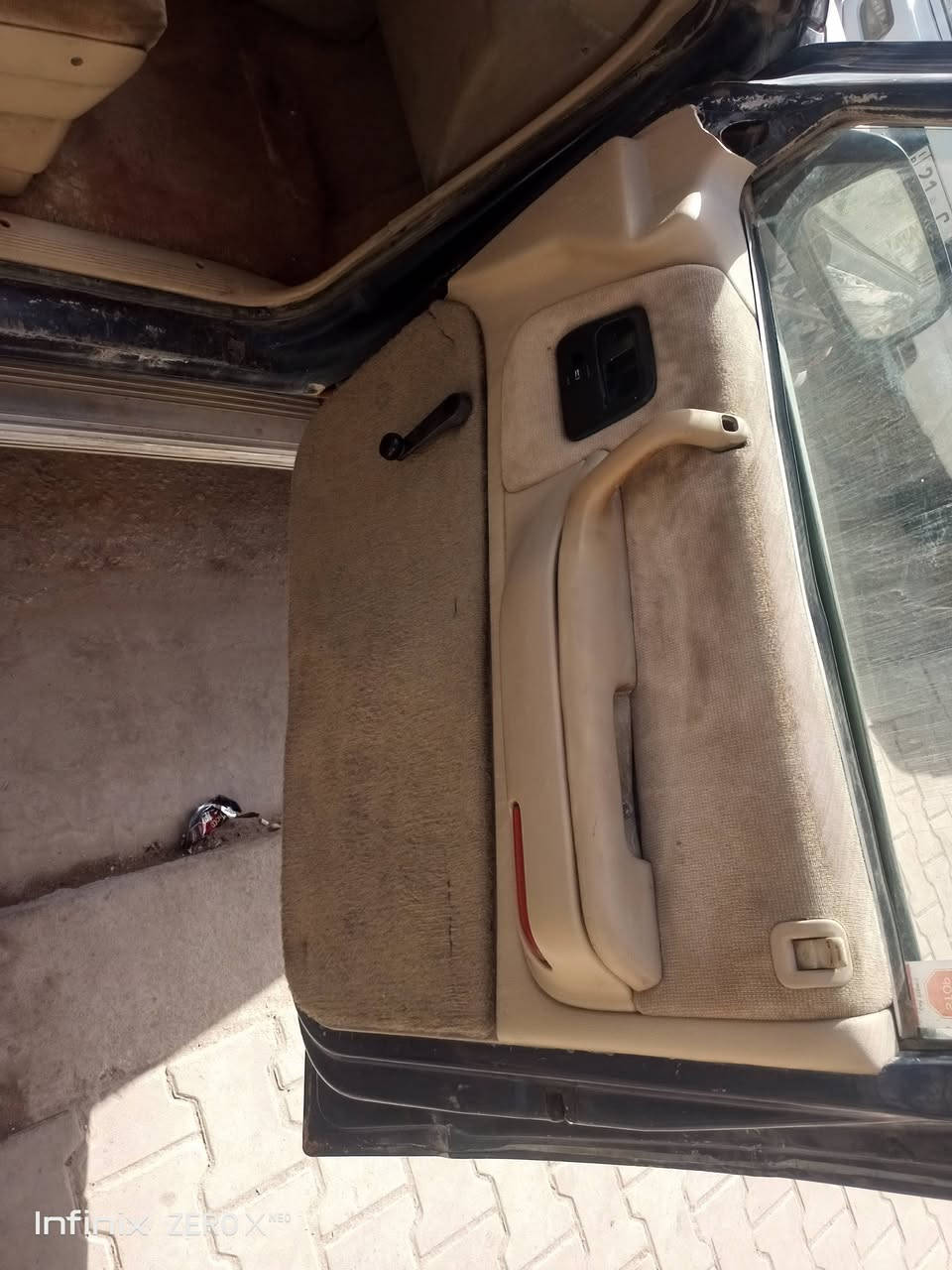 سلام عليكم من رخصت مدير الكروب
دوج كلايزر مديل 1993نجف بسمي محوره كروالمكينه دخن 
السياره شغاله وتمشي كهربائيات كله شغاله السعر 15$
المكان نجف ***********
