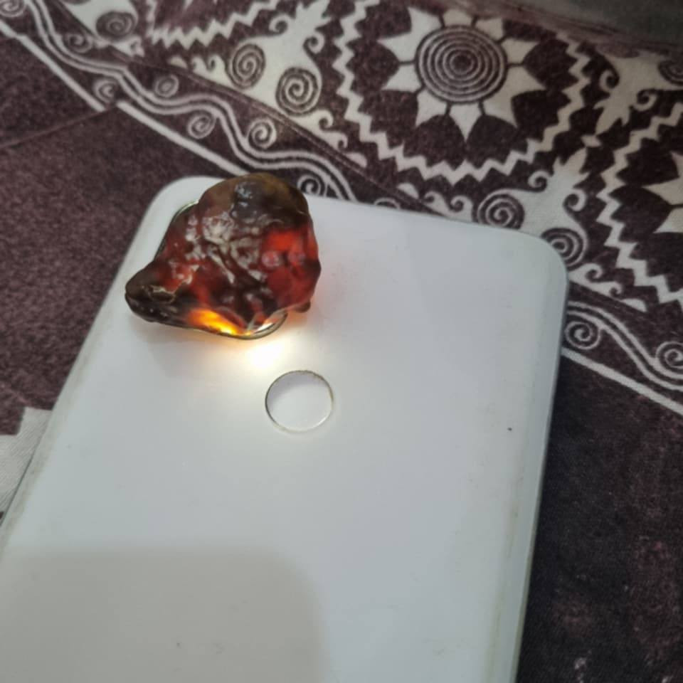 ياقوت سيد الاسم صلابه الماس للبيع يحتاج صقل ويكون عندك جوهره جميله ، ثقيل بالنسبه لحجمه


**إذا كنت صاحب هذا الإعلان وتريد حذفه لأي سبب، رجاءا أرسل رسالة إلى الدعم الفني**