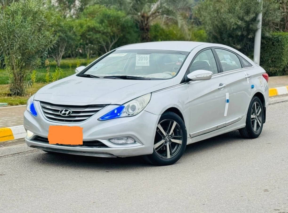 السلام عليكم...
للبيع...او مراوس 
سوناتا خليجي 2010# سلفر 
رقم أربيل بأسمي الجديد 
سنويه 2031
 تريد تحويل او وكاله 
شرط التحويل والغرامات 

⭐️محرك 2400دوش  شرط لاتبخير ولاتنقيص 
⚔️المواصفات⚔️ 
تحكم ستيرن 
اشاير بالمري 
حساسات +نظام ECo
اربعه 4️⃣ دسك 
تبريد قطعتين 

 🚘سياره جديده برغي ما ناقصها 

🚗سياره كلين خاليه من الصبغ والبارد والشخط السونار مرفق مع الصور☑️

تايرات 4️⃣ جديدة 🆕 
صدر امامي خلفي كله جديد 
شرط التحويل ثاني يوم
السعر 113$ وبيها مجال بسيط 
مكان السيارة
 ديالئ الخالص 

رجاءً ما أقفل سعر بالتلفون تعال وتدلل 
للاستفسار ***********
