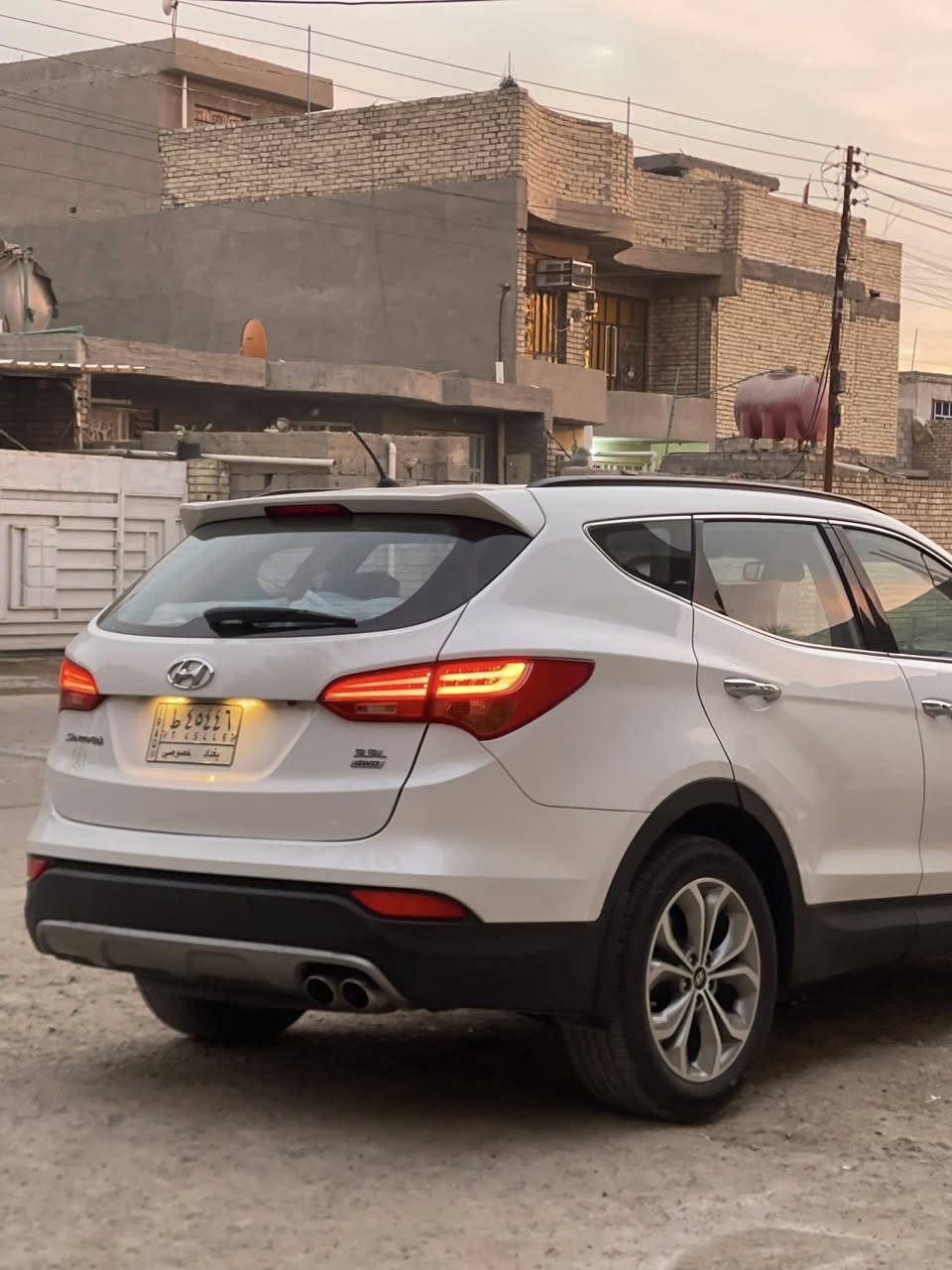 سنتافيه 2014 خليجي
• مكينة 6 سلندر

 • 3 قطع تبريد

 • 7 ركاب

 • فور ويل (دفع رباعي)

 • بصمة تشغيل

 • شاشة + تحكمات

 • السيارة مكفولة من الصبغ والضربة

 بيهه بارد شوي كد شبر 

مكاني بغداد المعامل العماري

السعر159

0773 196 8651
