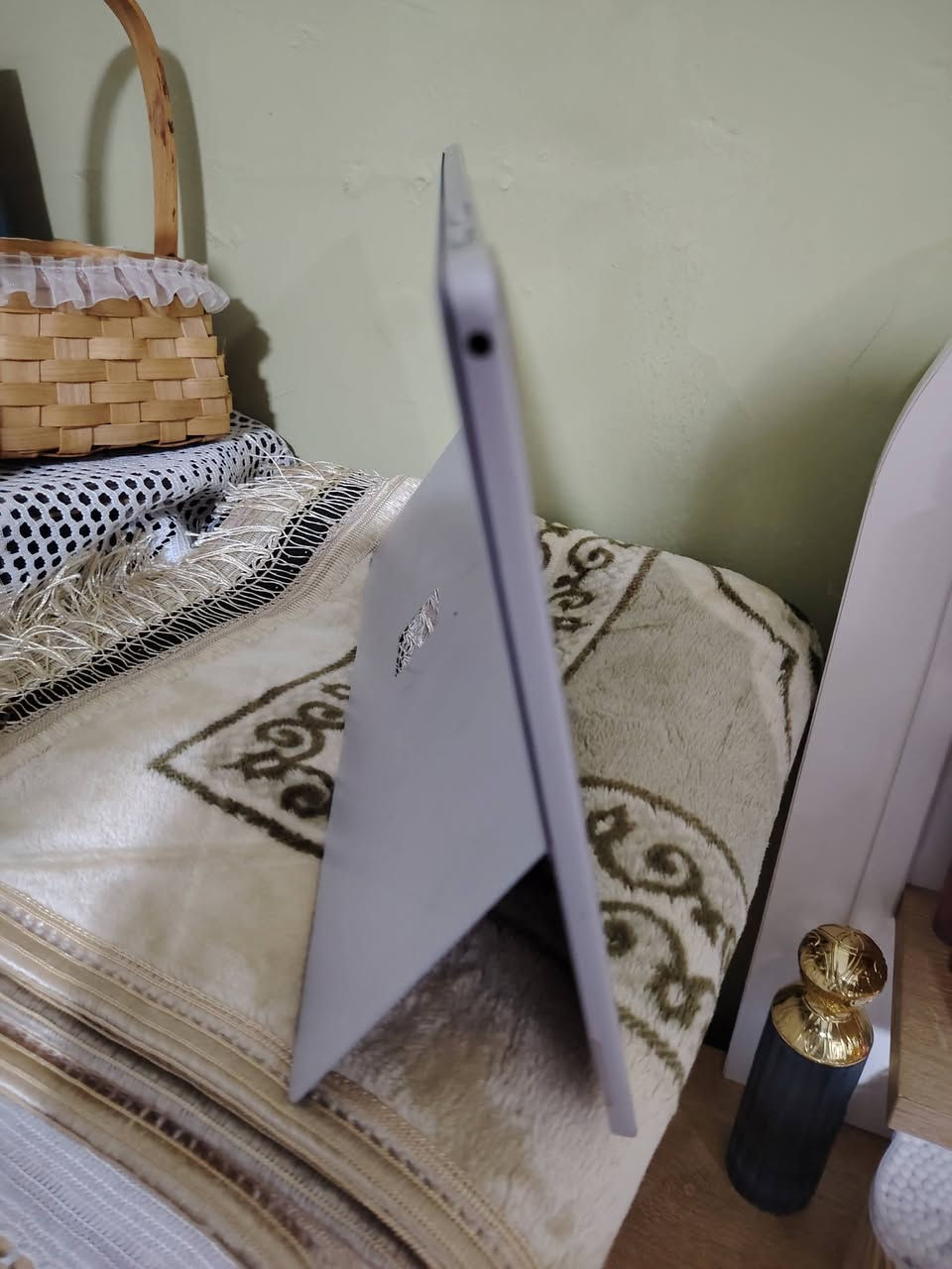 حاسبه
Microsoft surfae pro 7
مقاس الشاشه.                        12.3
 باقي موجوده بالصور
سعرهه ٦٠٠


**إذا كنت صاحب هذا الإعلان وتريد حذفه لأي سبب، رجاءا أرسل رسالة إلى الدعم الفني**