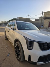 للبيع سورنتو مديل٢٠٢٥ مكفوله كفاله عامه محرك ٦ سلندر سياره جديدا خليجي...
