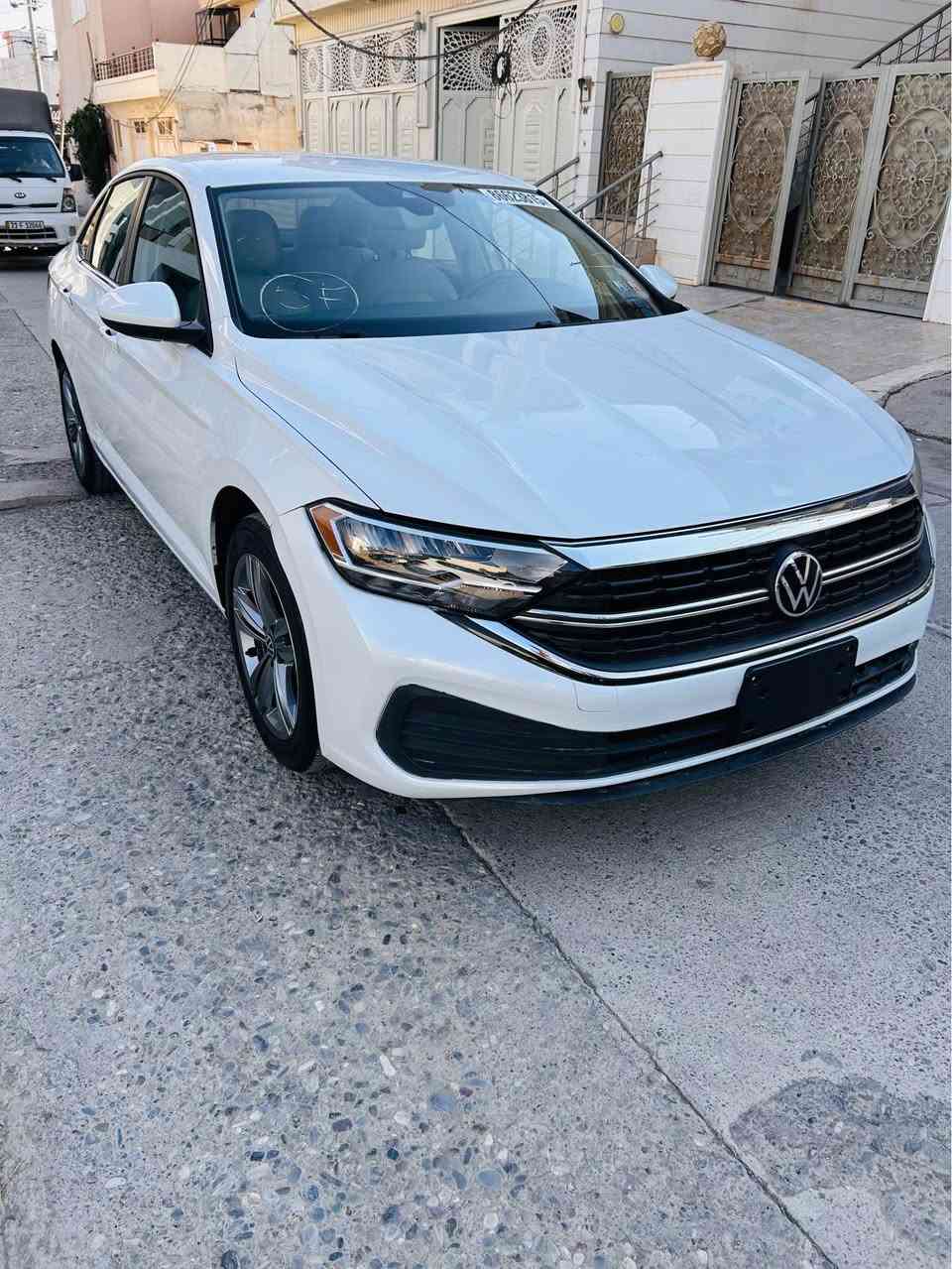 ‏Jetta 2024 Se
پێش کەپس بێ ئیرباگ ناو کرێمی یەک جەمەلاغی دواوەی بۆیاغە بێ ناوگرتن  راداری پێش و پشت و خەتی جادەو دیاری کردنی خێرای و شەغالە کامل بیلادی دەعامی و بەگ لایت ویلی بیلادی بۆ کراوەتەوە
رەقەم شانصی 3VWEM7BU8RM048257
رەقەم موبایل *********** رانية, السليمانية
