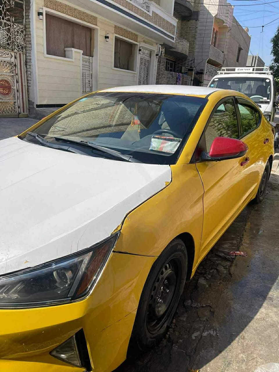 النترا ١٩ امريكي
مكينه ٢٠٠٠
كير ايتي بلادي
بيهه تبديل قطعتين جاملغ وبنيد
سونار موجود
مكان بغداد البلديات 
***********
بيع مستعجل
