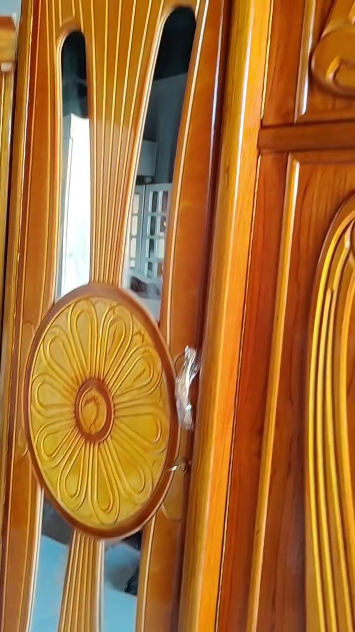 سلام عليكم غرفه صاج سته باب نضافه فول بيع اومراوس العنده غرف نشتري التفاصيل خاص ***********
